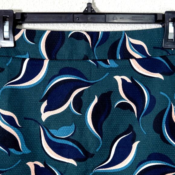 Ann Taylor Factory Pencil Skirt Blue Bold Print Size 0 Office Chic - Picture 3 of 8